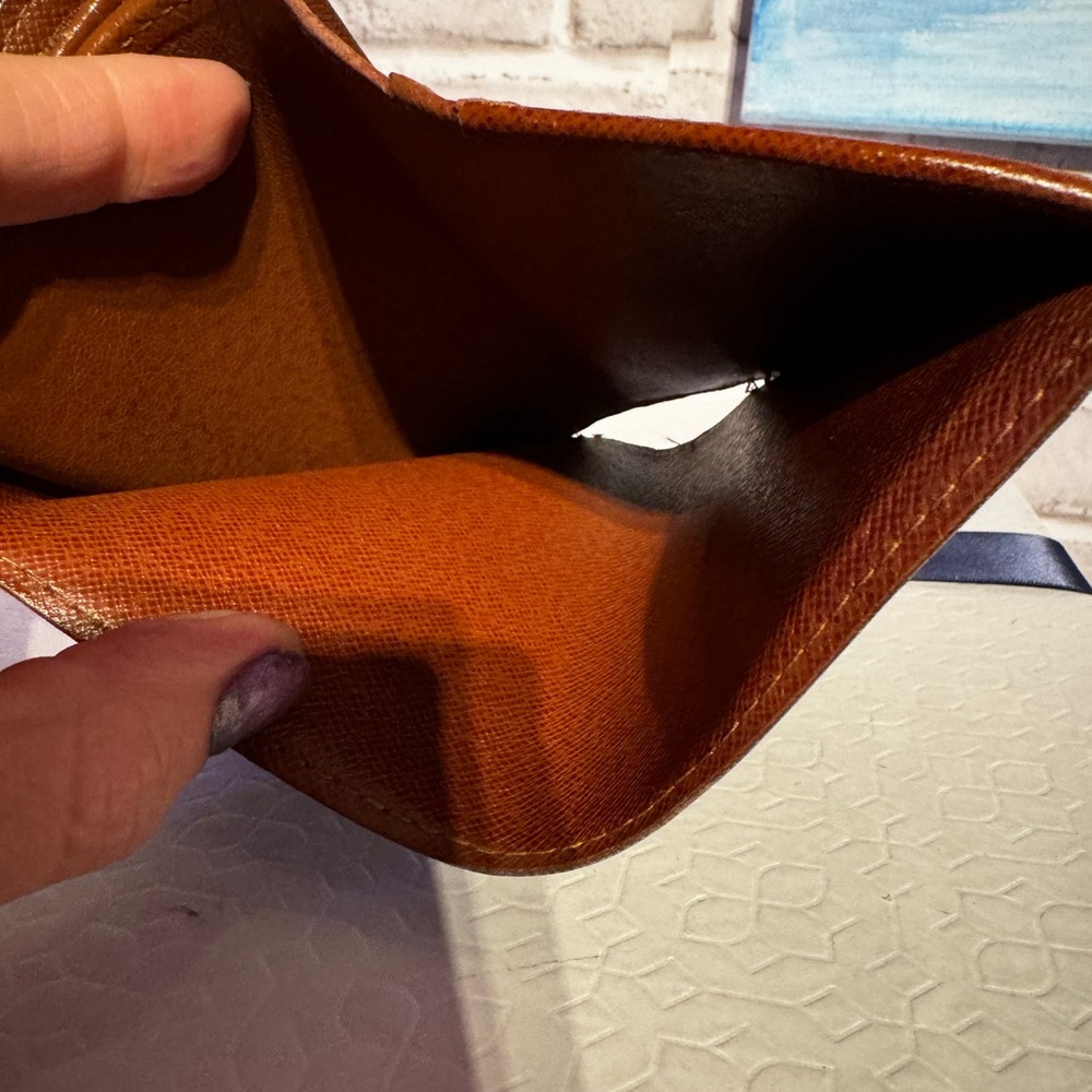 Louis Vuitton Monogram Porte Monnaie Billets Tresor - Picture 5 of 10